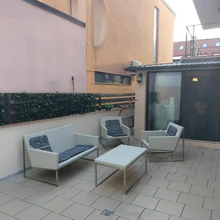 Apartament Mamaia Nord Zona Alezzi דירה Năvodari
